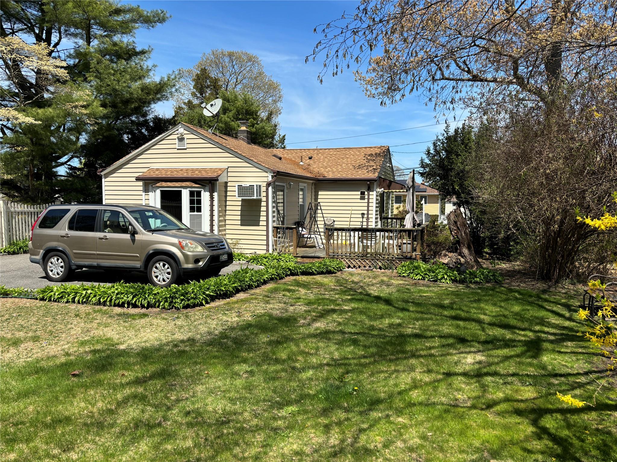 26 Weichers Street, Ronkonkoma, New York image 23