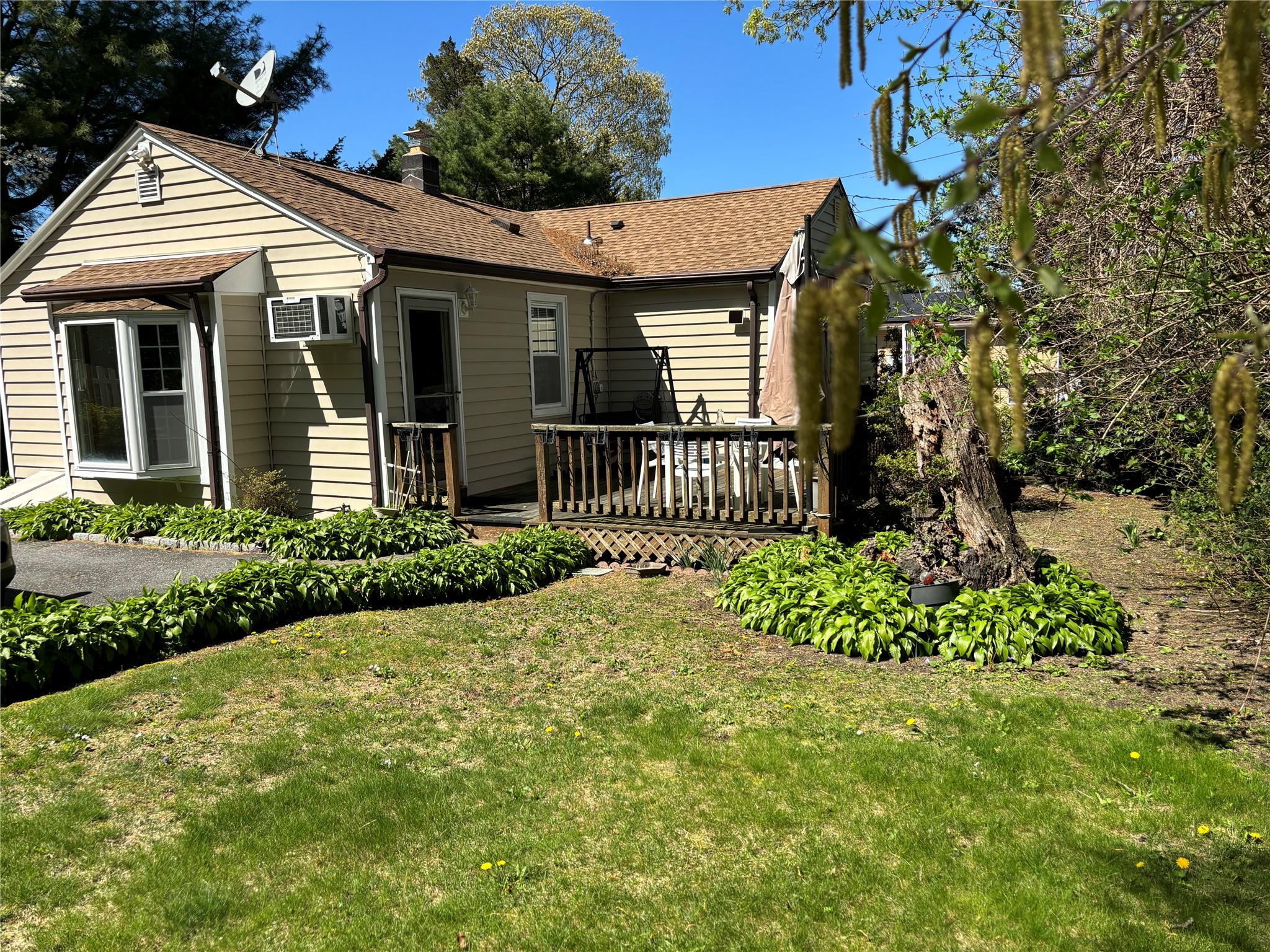 26 Weichers Street, Ronkonkoma, New York image 39