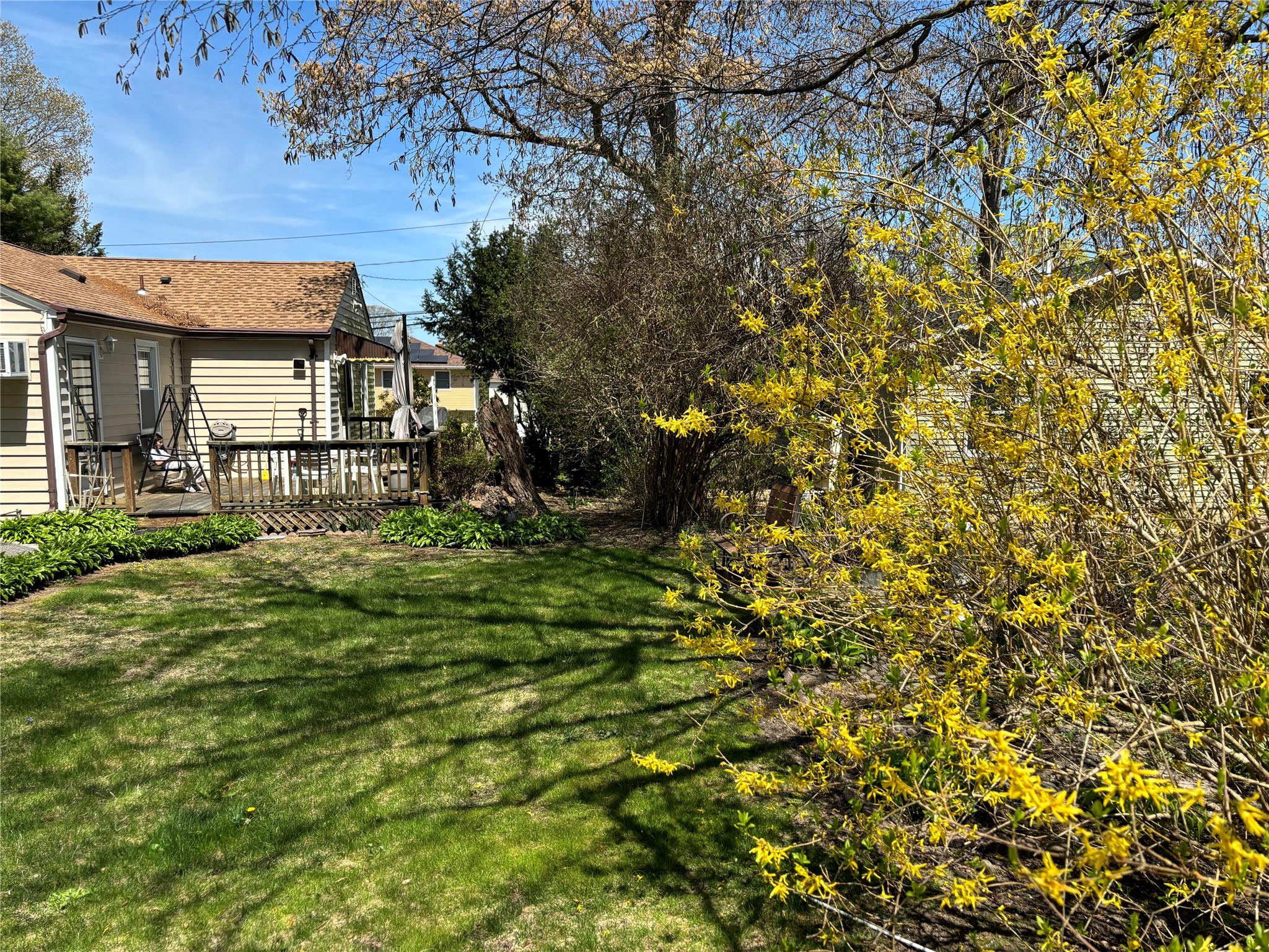 26 Weichers Street, Ronkonkoma, New York image 25