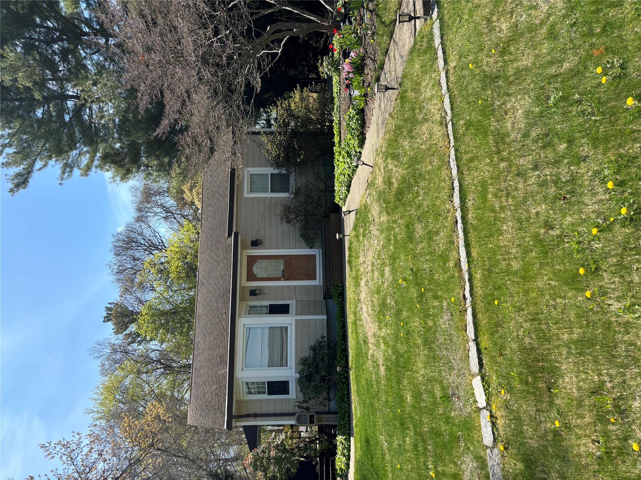 26 Weichers Street, Ronkonkoma, New York image 42