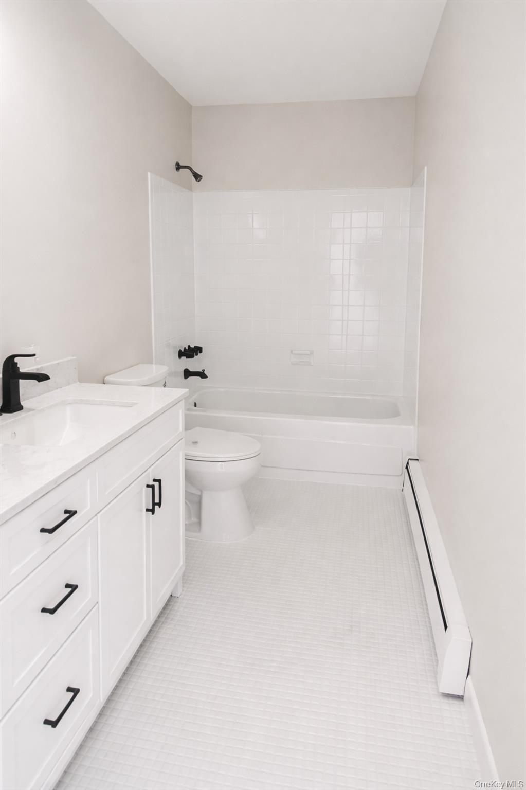 107 E Woodside Avenue