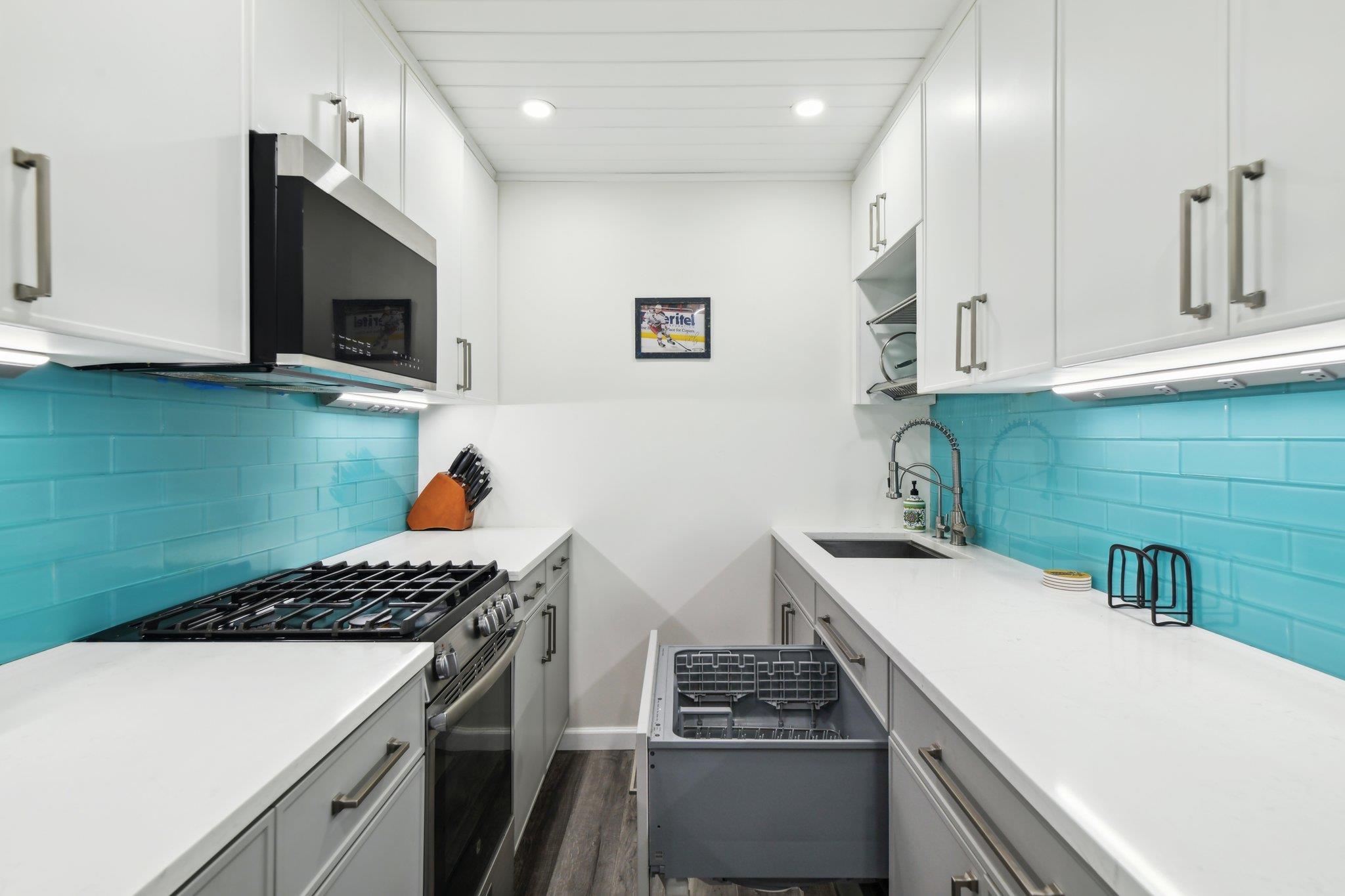 410 E Broadway Terrace #LH, Long Beach, New York image 16