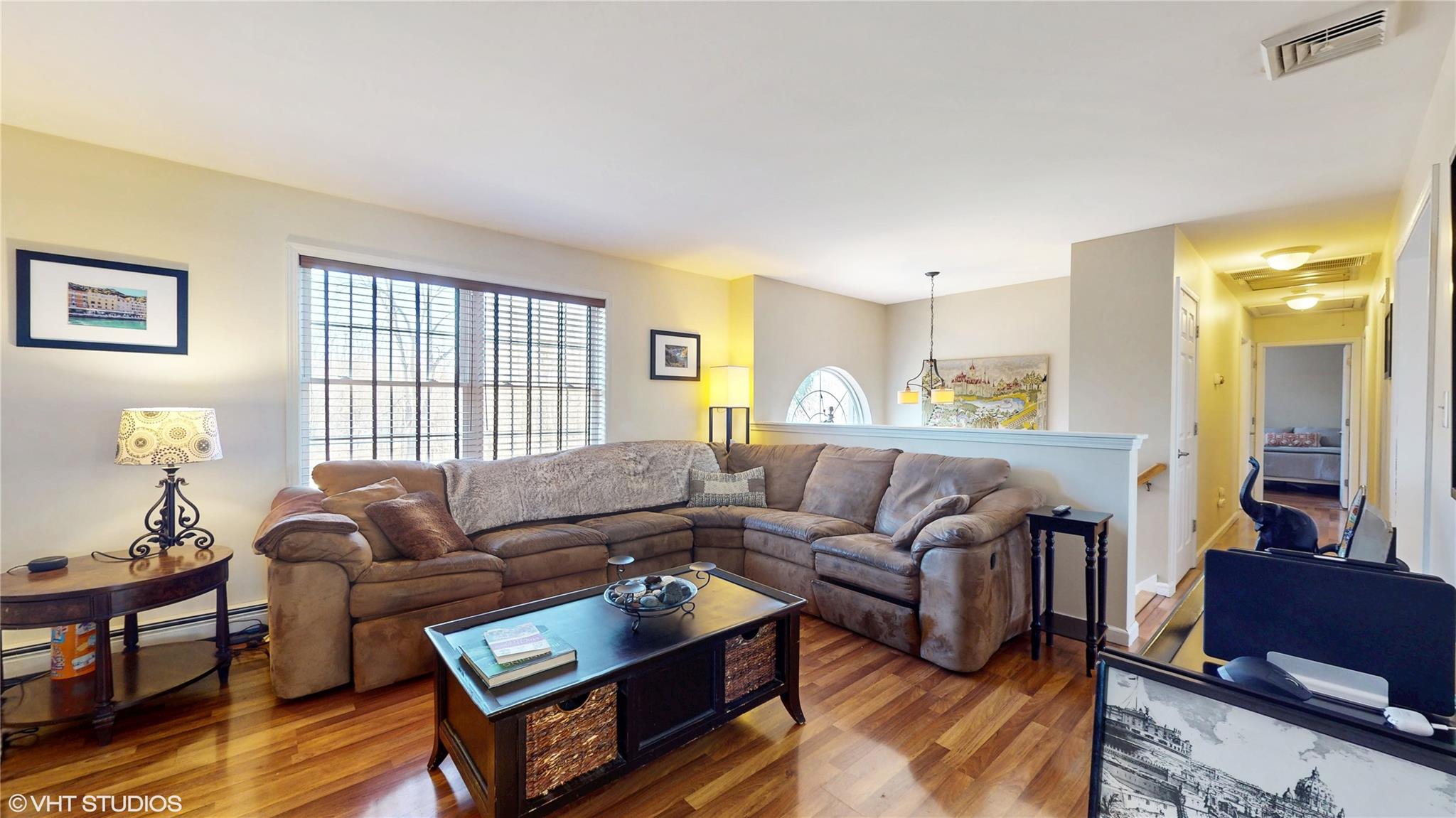 6 Dugan Lane, Hopewell Junction, New York image 3
