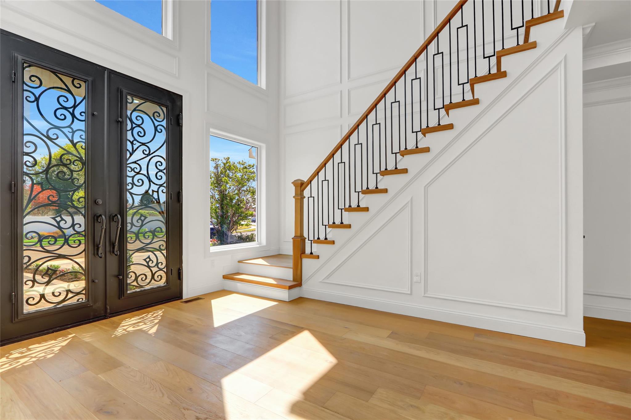 2 Hardy Lane, Westbury, New York image 5
