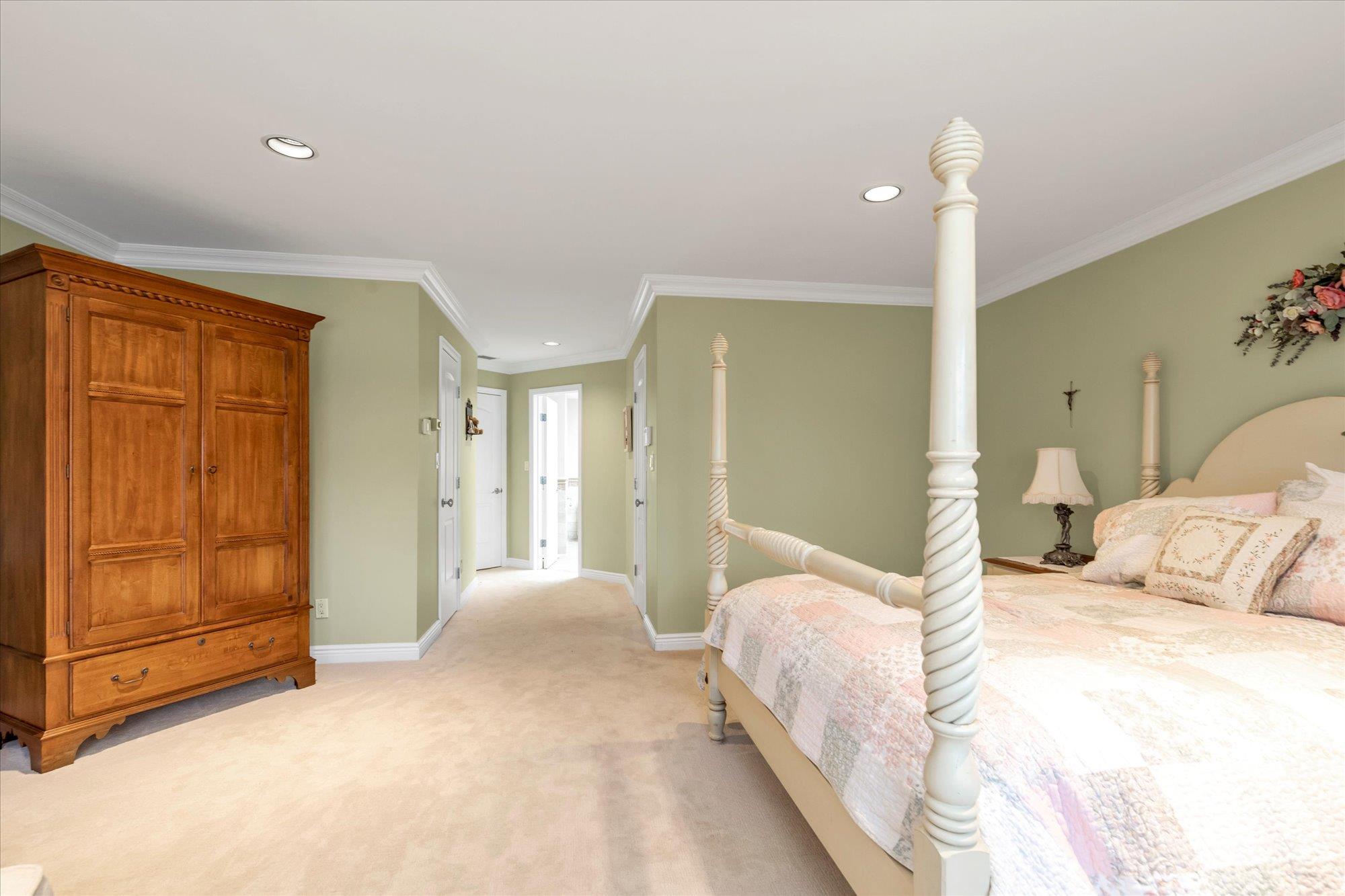 205-26 116th Road, New York, New York image 18