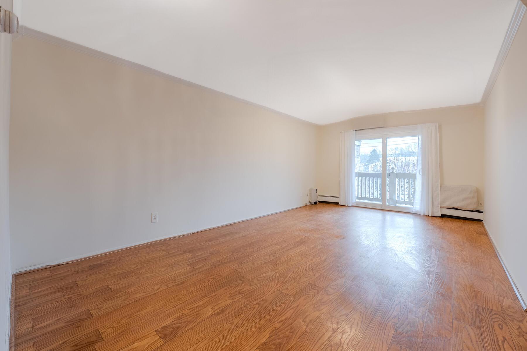 12-27 Diane Place #196M, Bayside, New York image 3