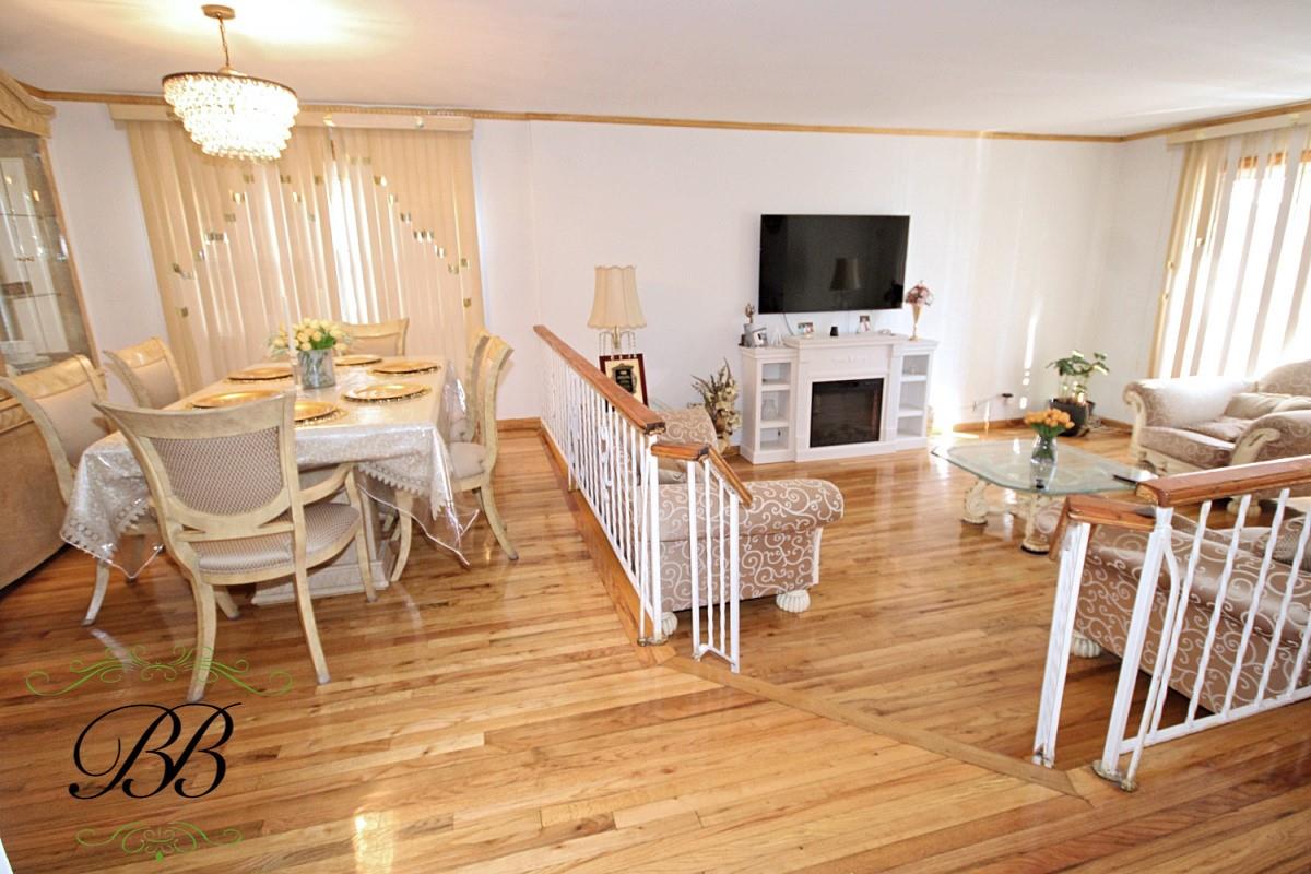 10811 Flatlands 7 Street, Brooklyn, Florida image 7