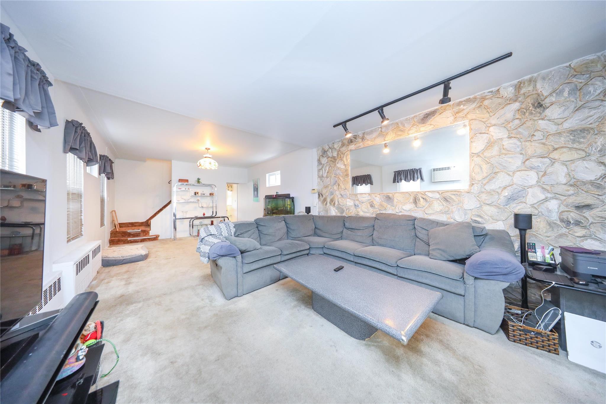 1585 W 9th Street, Brooklyn, New York image 3