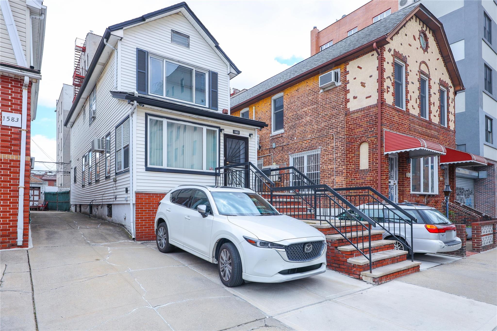 1585 W 9th Street, Brooklyn, New York image 2