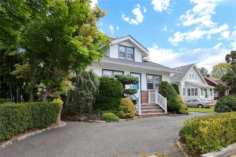 Homes For Sale - 515 Elm Street<br/> West Hempstead, NY 11552