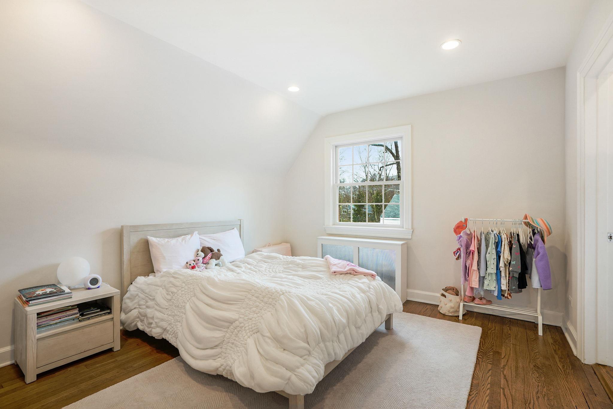 15 Cushman Road, White Plains, New York image 14