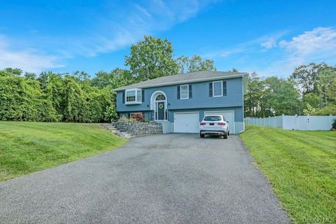 Homes For Sale - 13 Jodphur Lane<br/> Newburgh, NY 12550