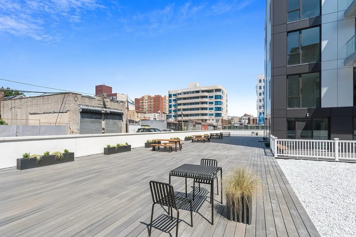 14-33 31st Avenue #4H, Astoria, New York image 4