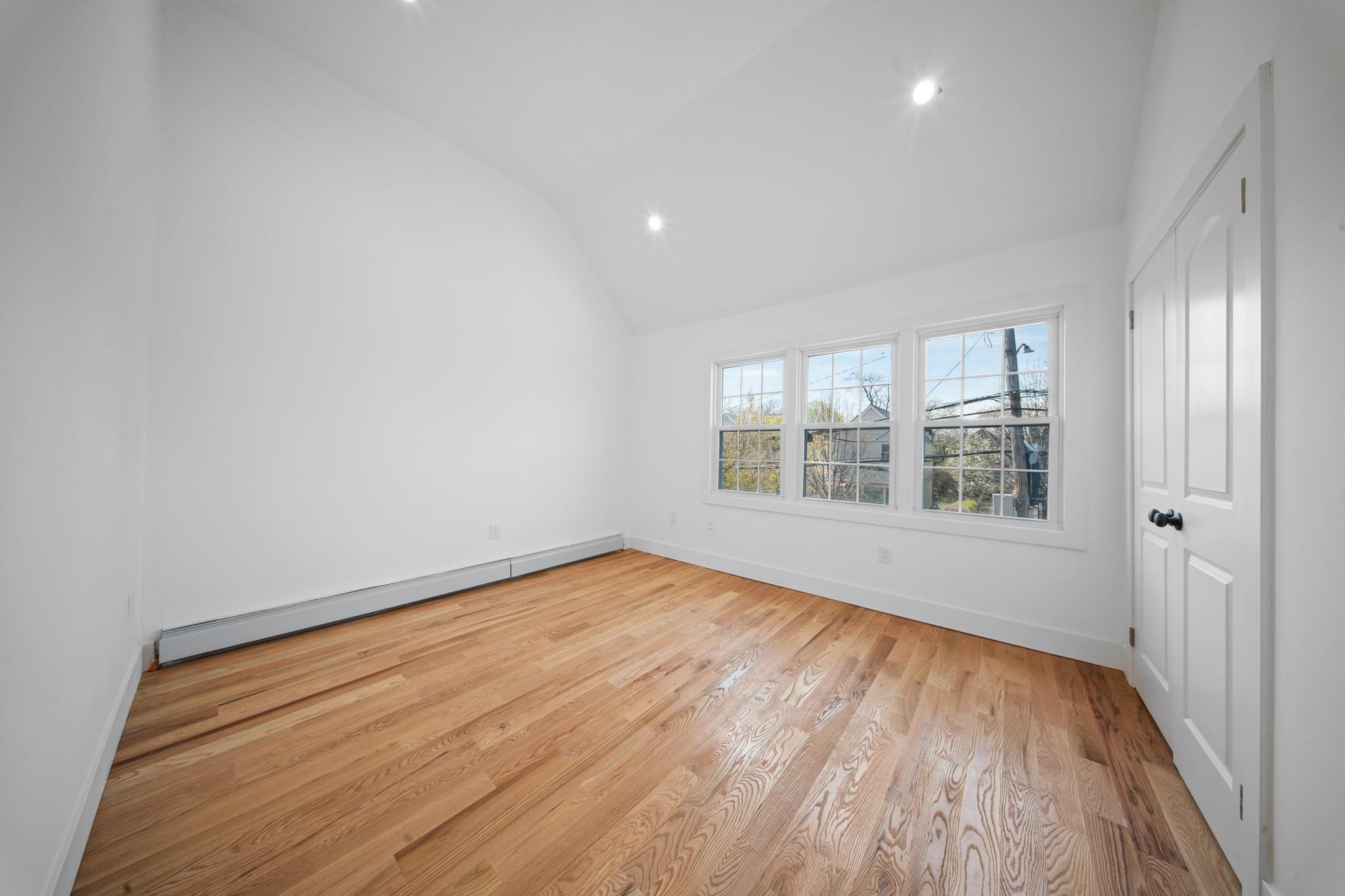 509 E 40th Street, Brooklyn, New York image 9