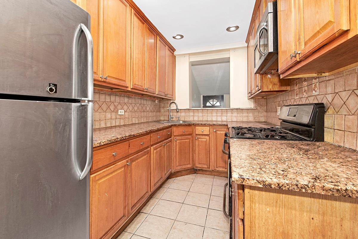 4635 Matilda Avenue, Bronx, New York image 11