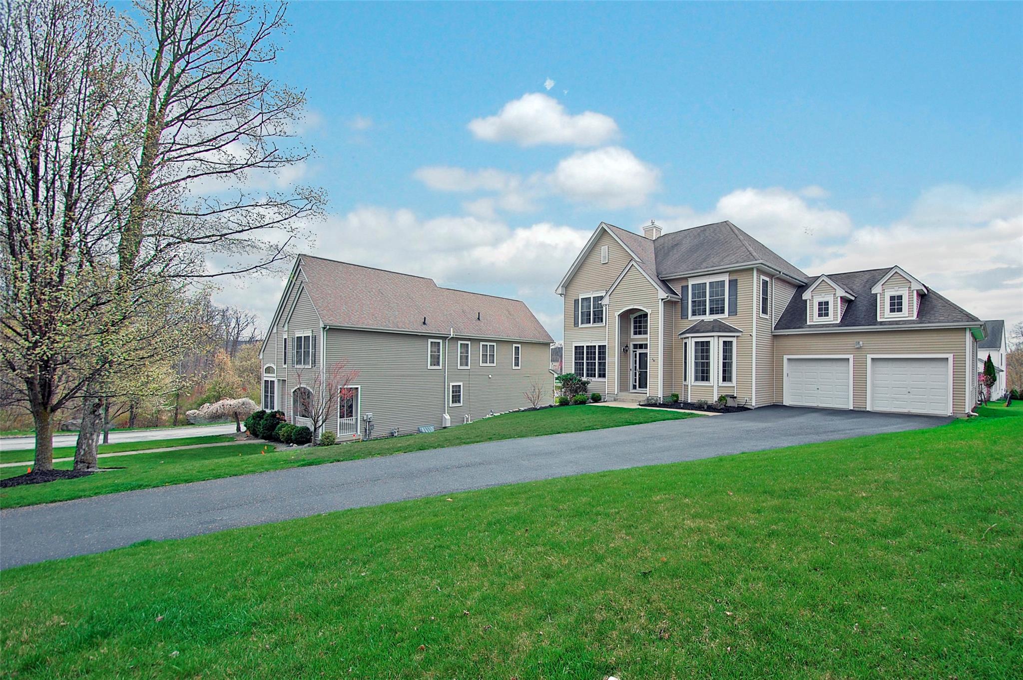 3 Moorefield Circle