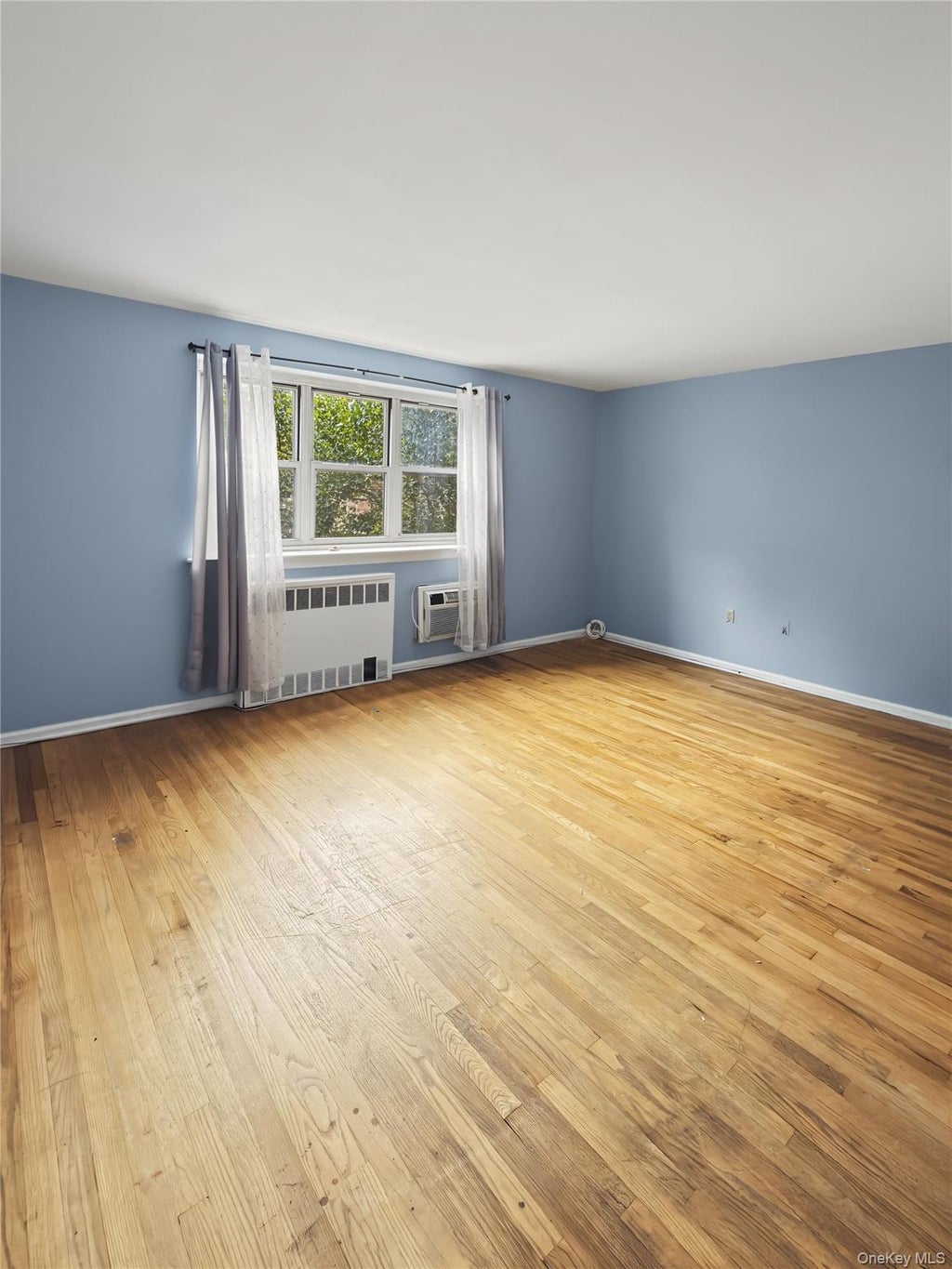 Photo of 153-25 88th Street St #3A, Howard Beach, NY 11414 (MLS # 1054346)