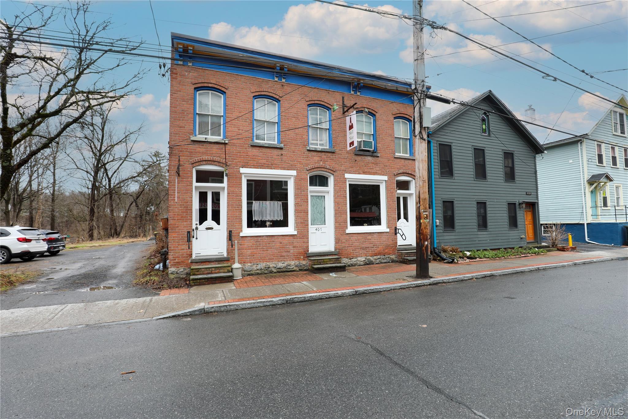 407 Main St, Rosendale, NY 12472