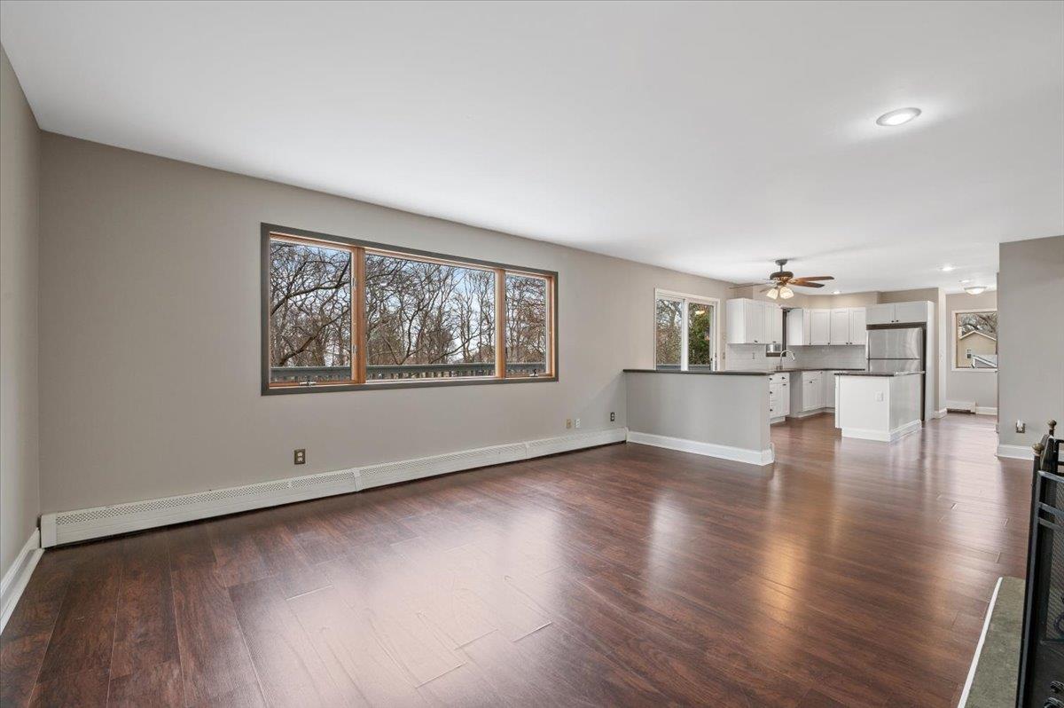 9 Queen Drive, Sound Beach, New York image 12