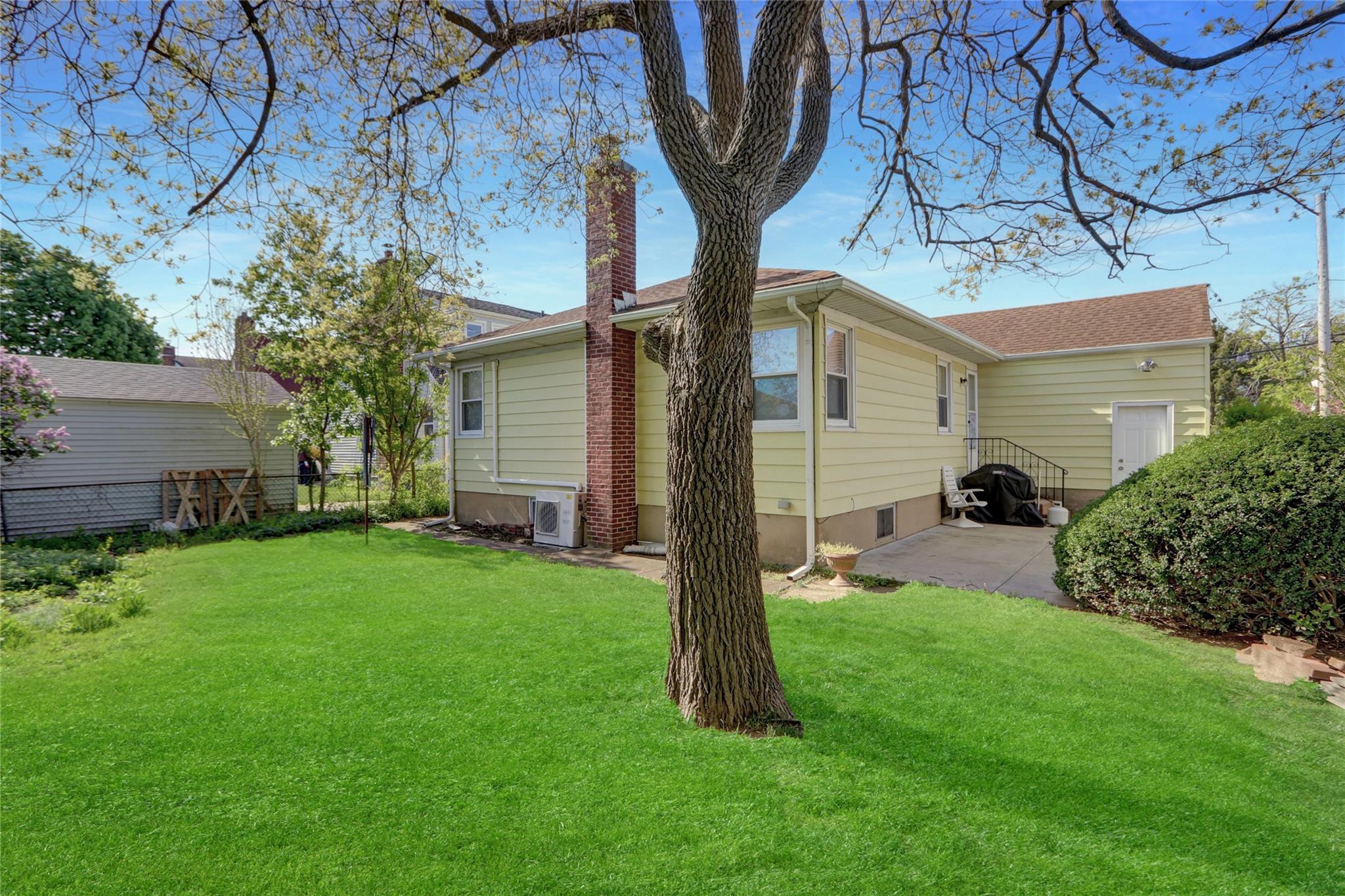 159 E New York Avenue, Valley Stream, New York image 4