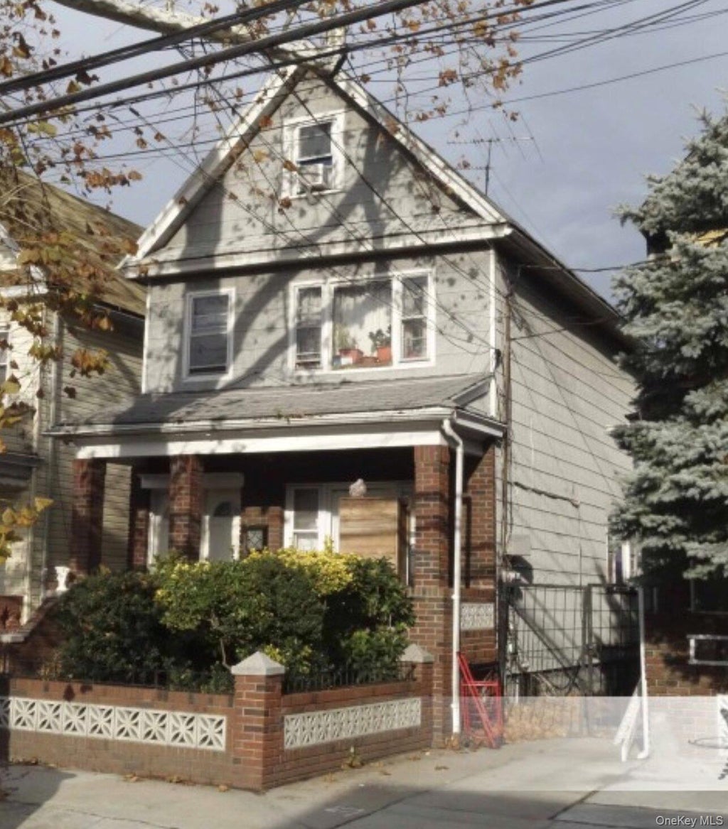 Photo of 1049 E 94th Street, Brooklyn, NY 11236 (MLS # 1067783)
