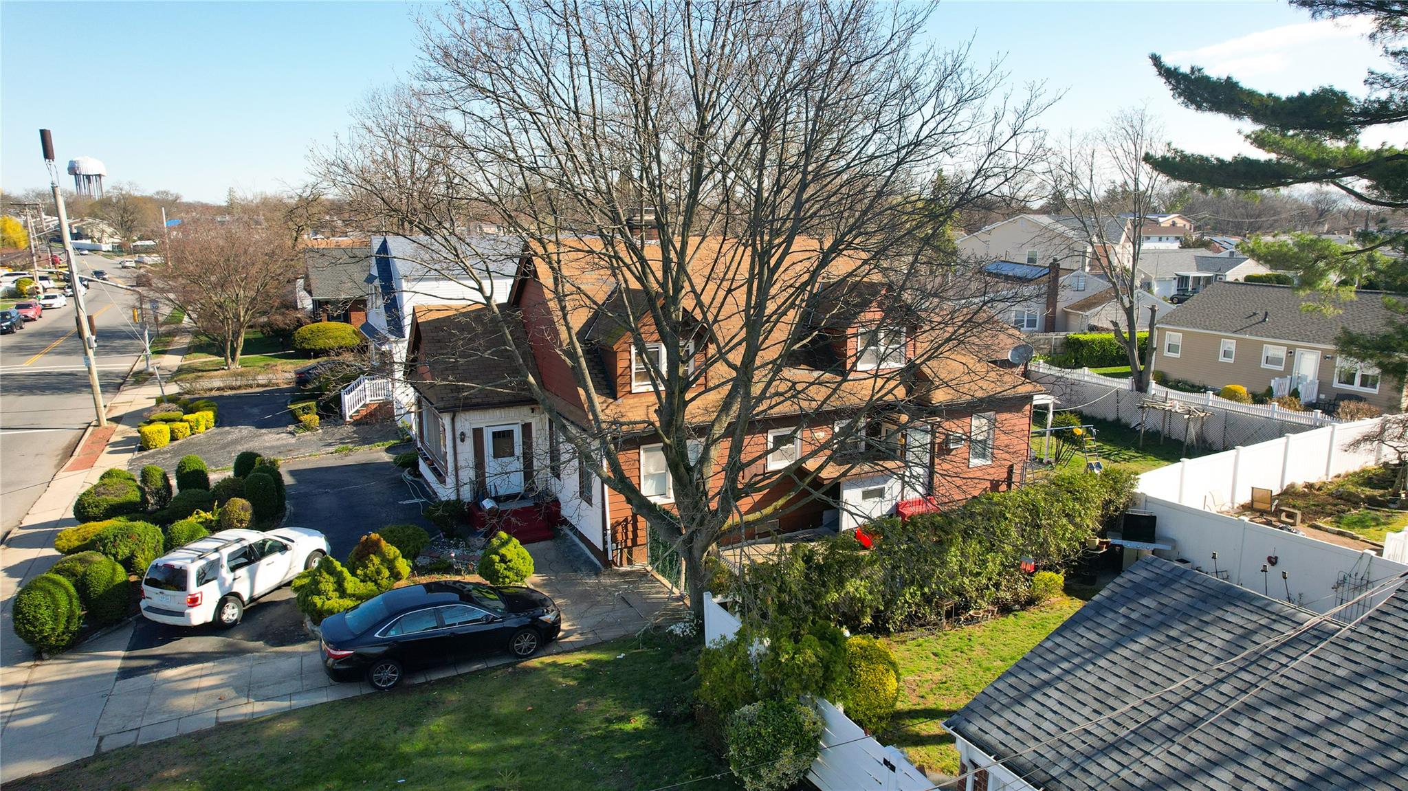 1033 N Fletcher Avenue, Valley Stream, New York image 3