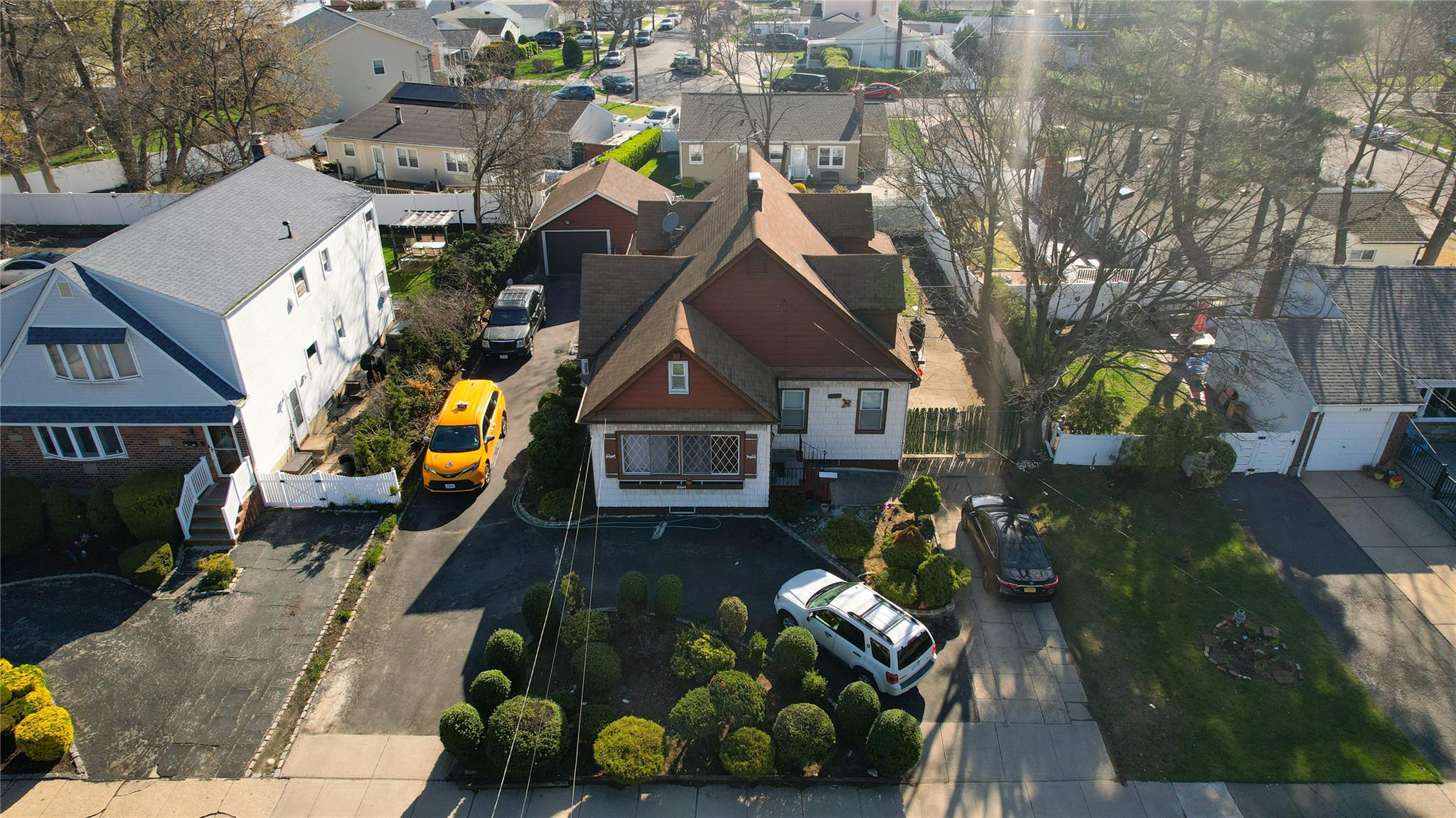 1033 N Fletcher Avenue, Valley Stream, New York image 1