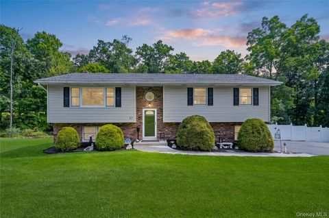 Homes For Sale - 22 Old Ridge Road<br/> Warwick, NY 10990