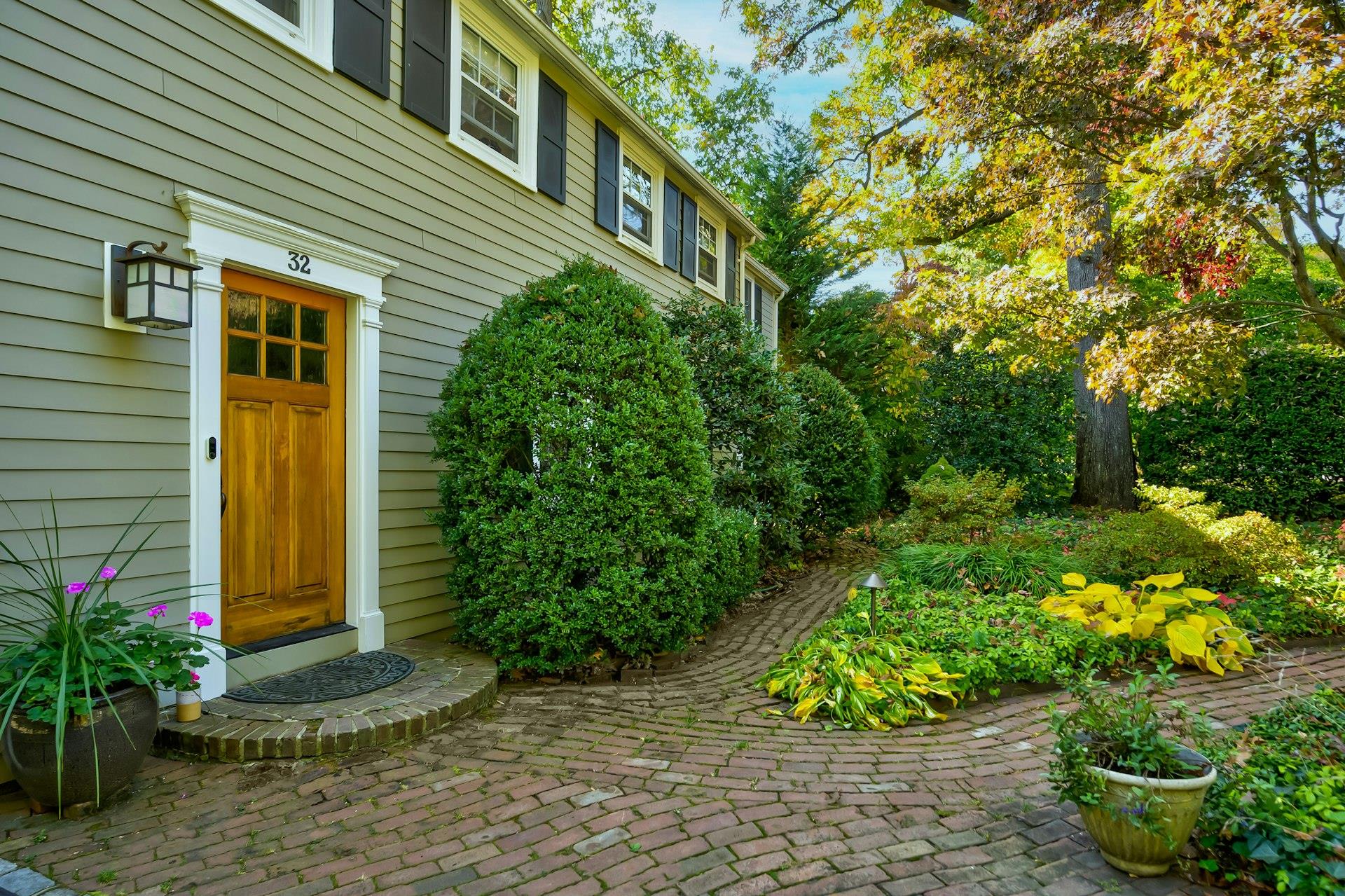 32 Litchfield Road, Port Washington, New York image 2