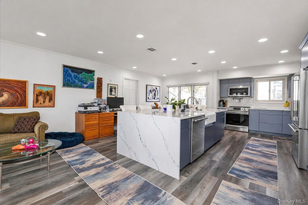 Photo of 26 Sheridan Street, Old Bethpage, NY 11804 (MLS # 990593)