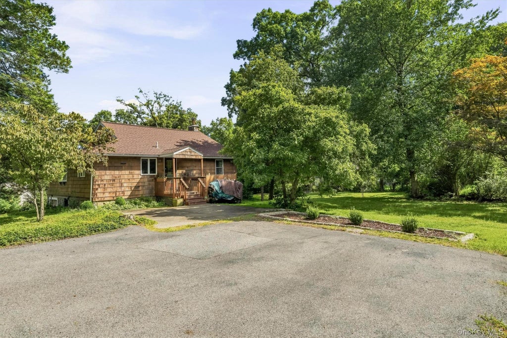 Photo of 101 Highland Road, Monroe, NY 10950 (MLS # 1049008)