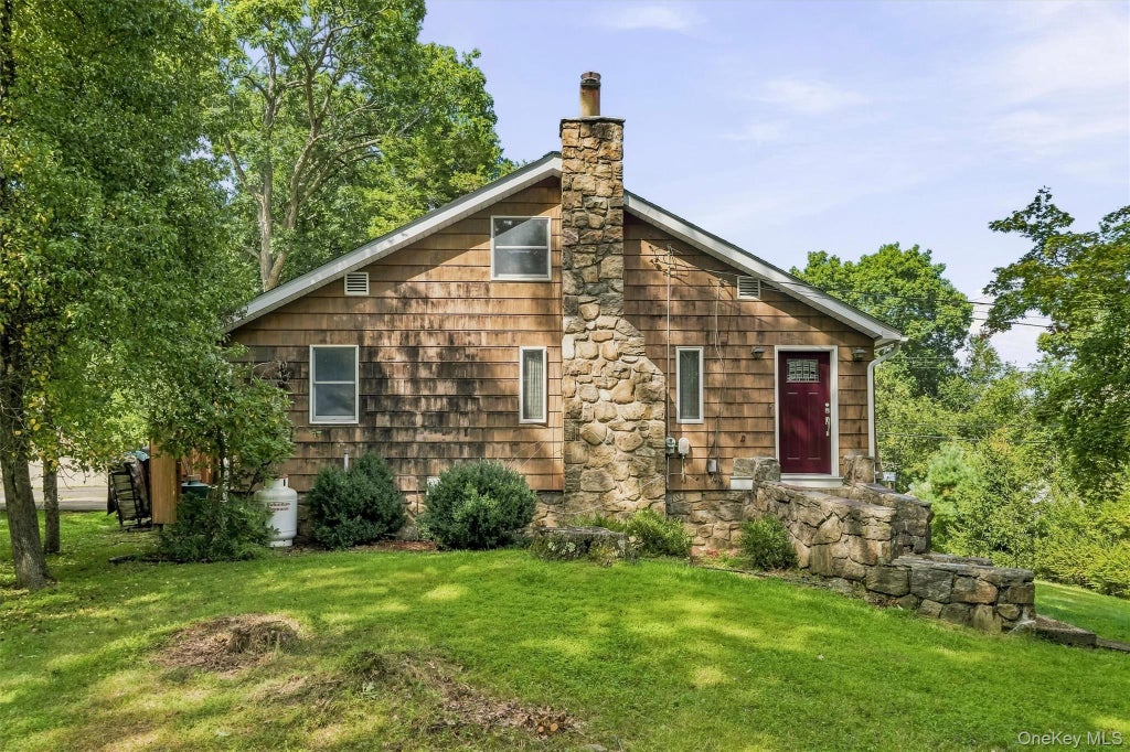 Photo of 101 Highland Road, Monroe, NY 10950 (MLS # 1049008)