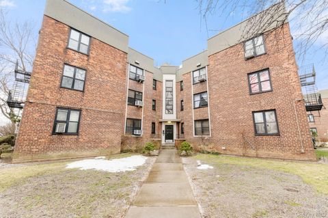 Condo For Sale - 22-60 79th Street #3E<br/> East Elmhurst, NY 11370