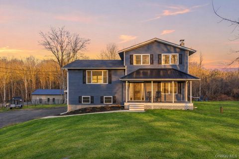 849 S Plank Road Slate Hill NY 10973