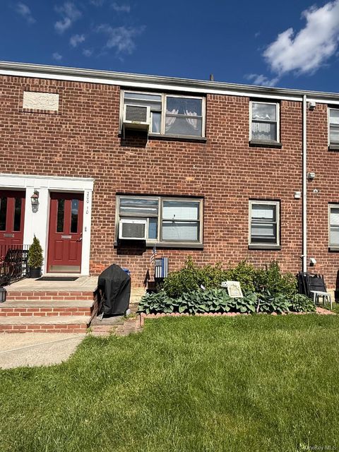 Homes For Sale - 200-10 17th Avenue #2-89<br/> Whitestone, NY 11360
