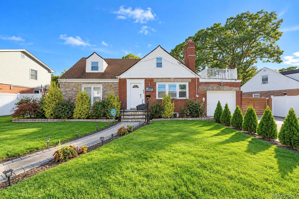Photo of 26 Melvin Avenue, West Hempstead, NY 11552 (MLS # 1065965)