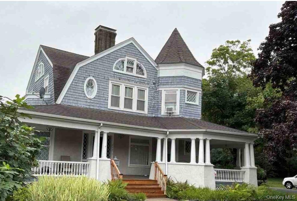Photo of 258 N Ocean Avenue, Patchogue, NY 11772 (MLS # 1047551)