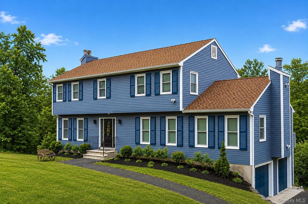 Photo of 50 Elmwood Road, South Salem, NY 10590 (MLS # 1015330)