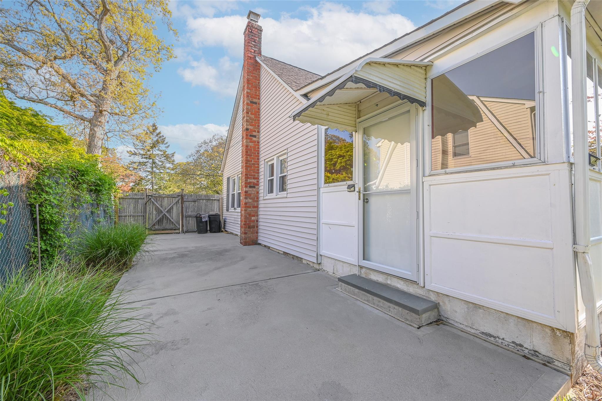 36 Westminster Drive, Shirley, New York image 8