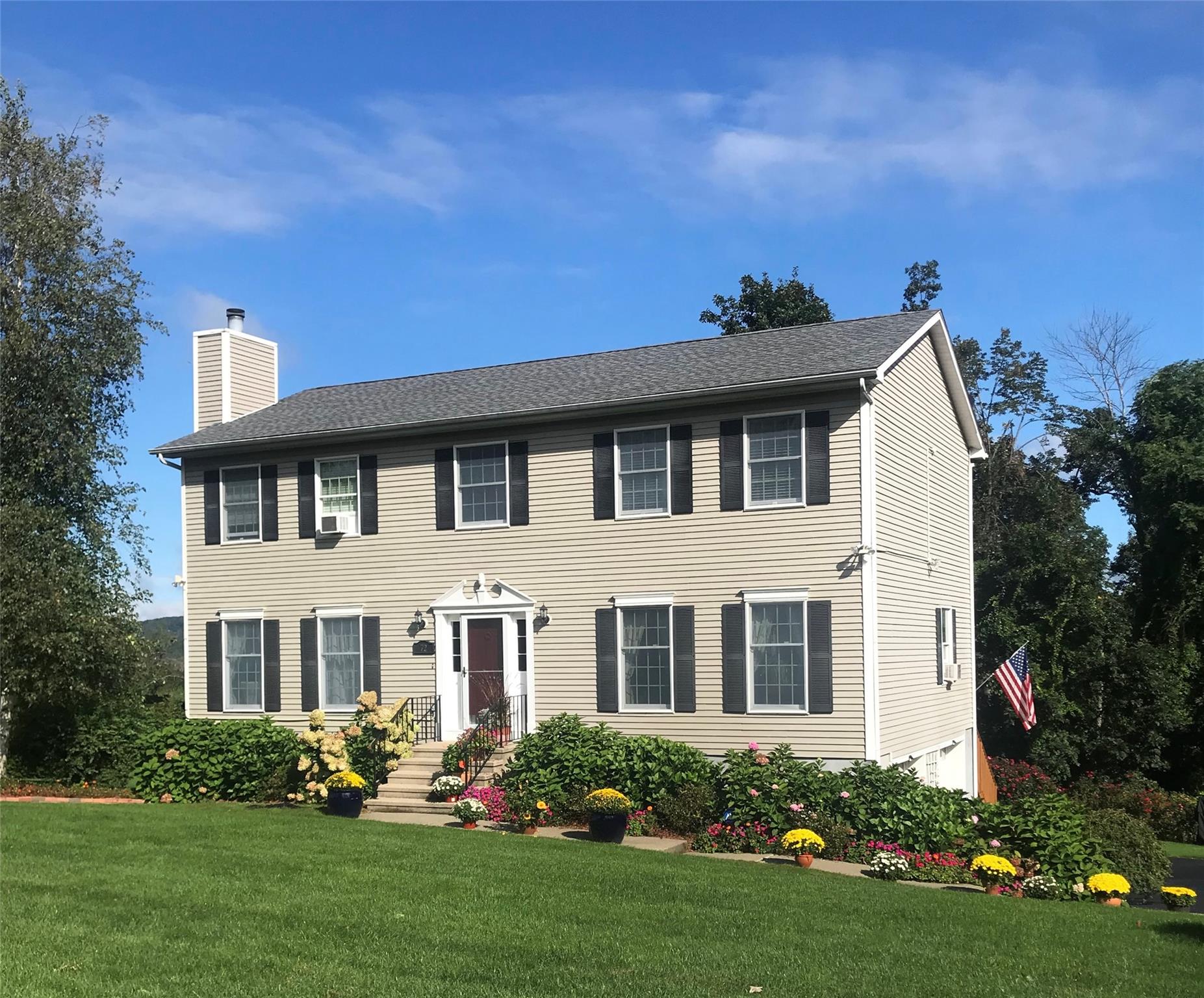 72 N Devon Road, Patterson, New York image 1