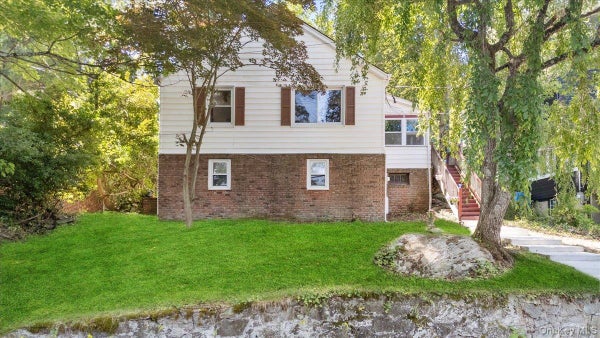 184 LAKE DR, LAKE PEEKSKILL, NY 10537 - Image cfd8ff09f053c3a329d1b1ecd59d8eef/1023852945