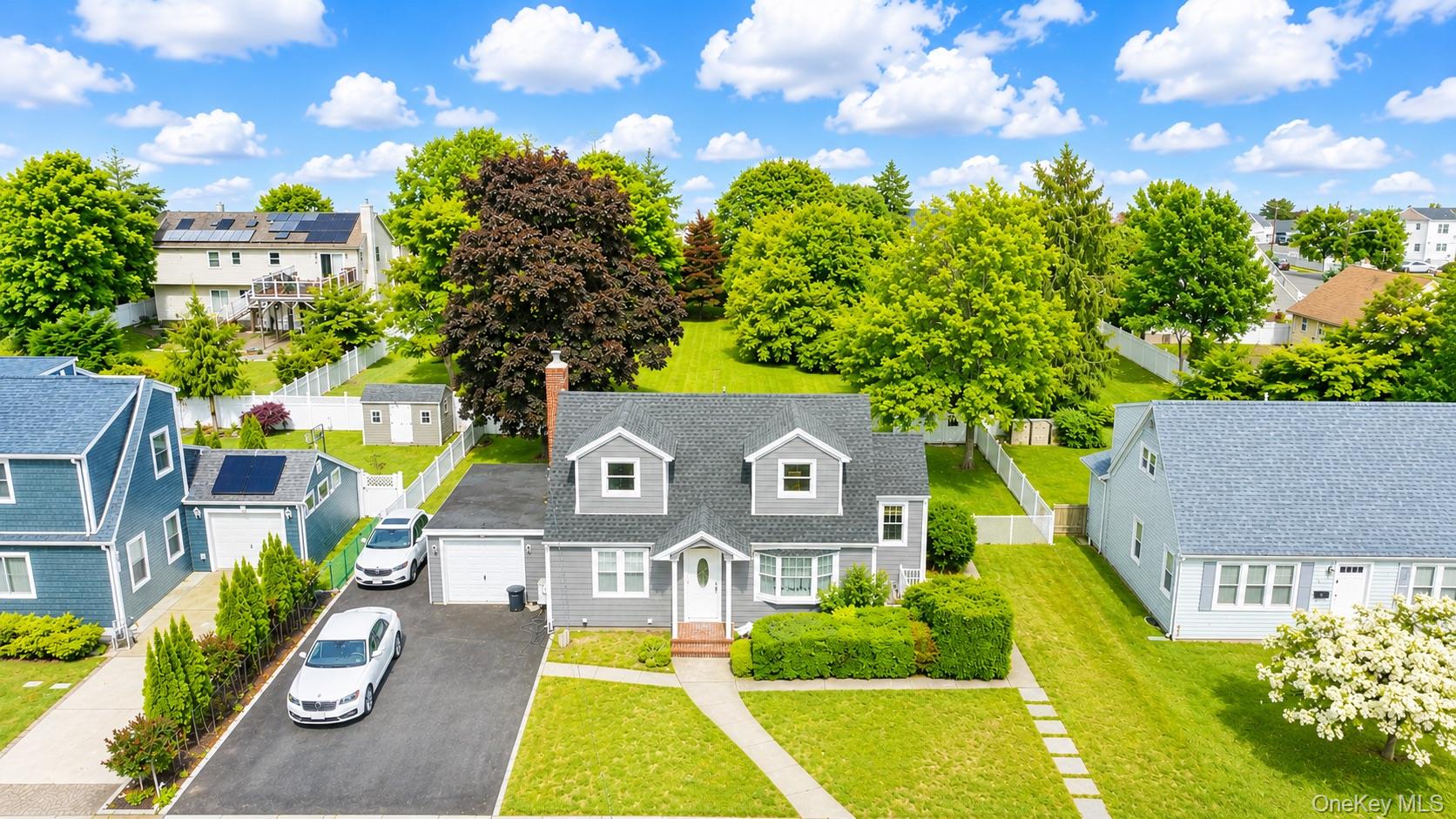 54 Twinlawns Avenue