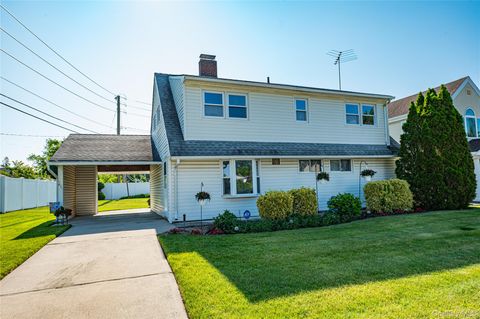 471 Division Avenue Hicksville NY 11801