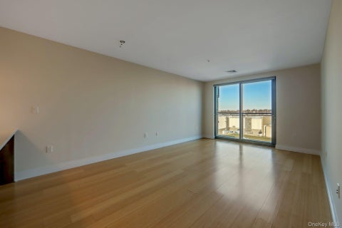 Photo of 701 Ridge Hill Boulevard #9A, Yonkers, NY 10710 (MLS # 1064578)