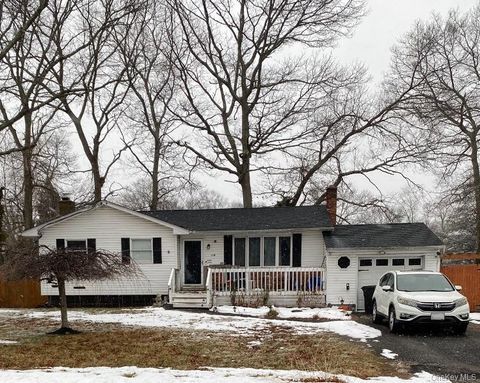 Homes For Sale - 229 Mill Road<br/> Holbrook, NY 11741