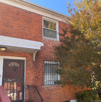 ADDRESS PRIVATE, NEW YORK, NY  - Image d00a9f2c5bb3fb1635f96f4a1ccd94df/2801020188
