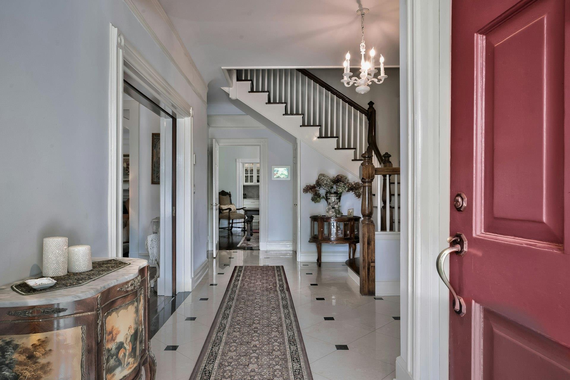 89 Duck Pond Road, Glen Cove, New York image 8