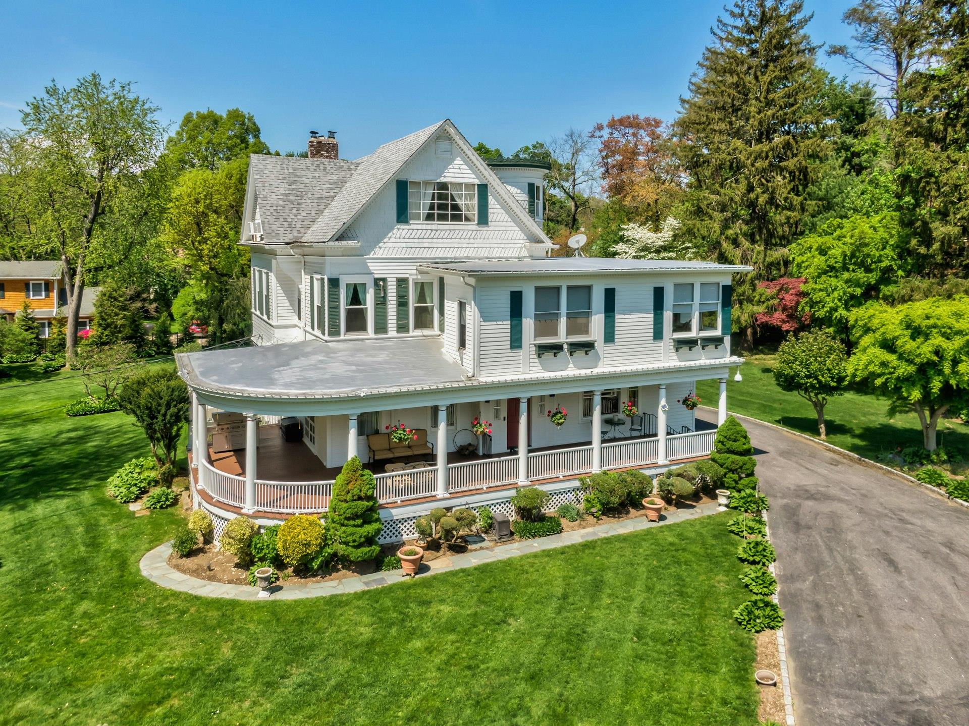 89 Duck Pond Road, Glen Cove, New York image 47