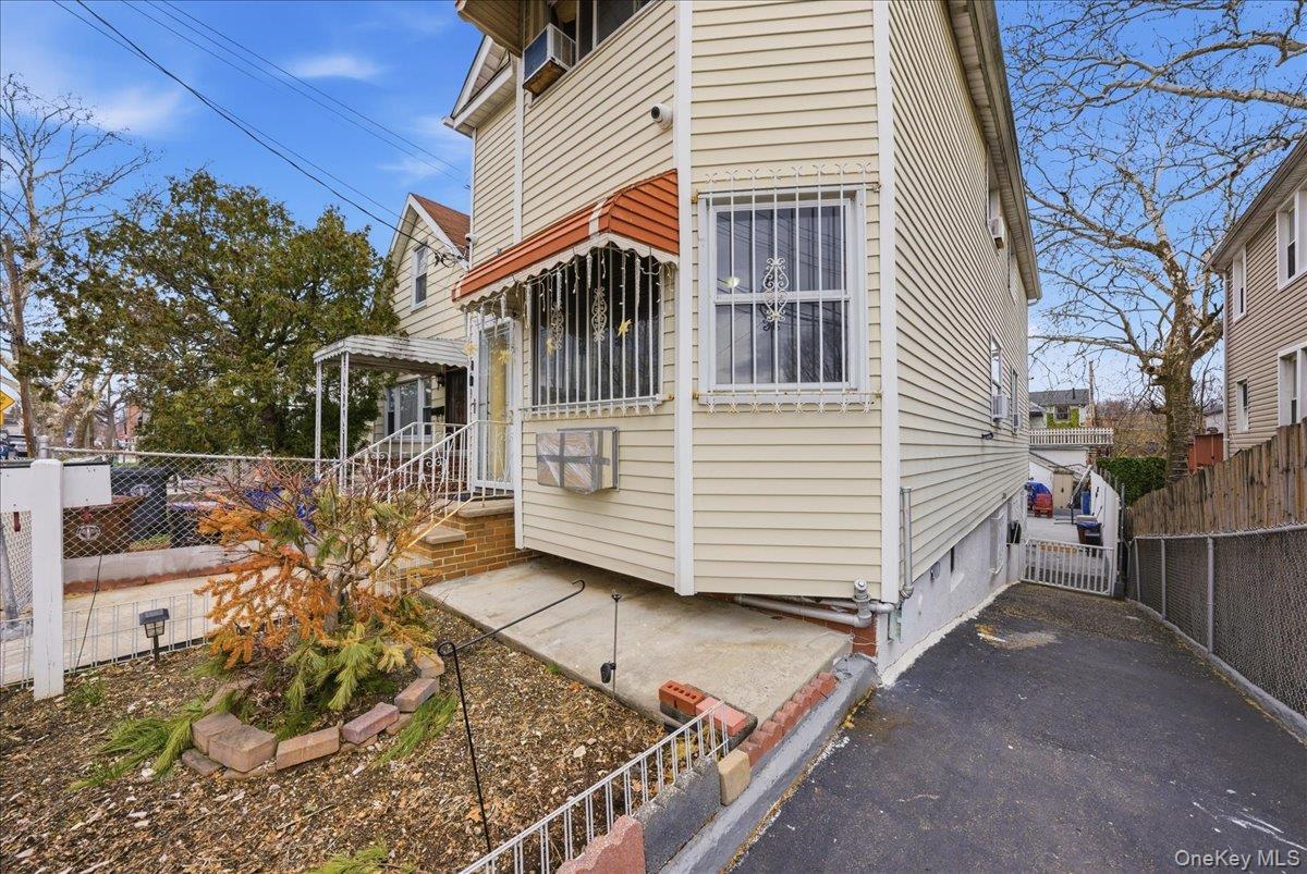 326 Underhill Avenue