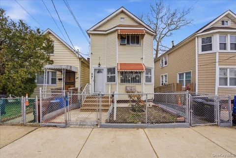 Multifamily For Sale - 326 Underhill Avenue<br/> Bronx County, Bronx, NY 10473
